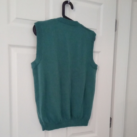Vintage Women's Ribbed And Detailed Turquoise Sweater Vest - Picture 7 of 12